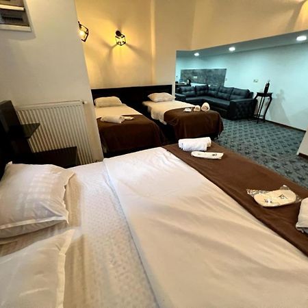 Elno Hotel Tbilisi Eksteriør bilde