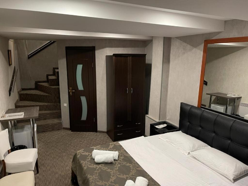 Elno Hotel Tbilisi Eksteriør bilde