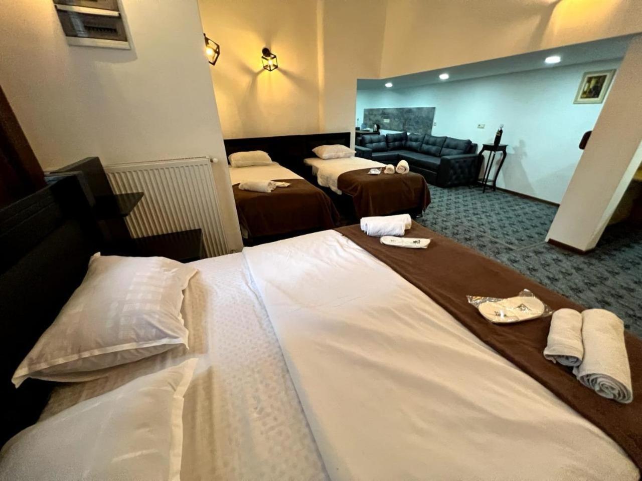 Elno Hotel Tbilisi Eksteriør bilde